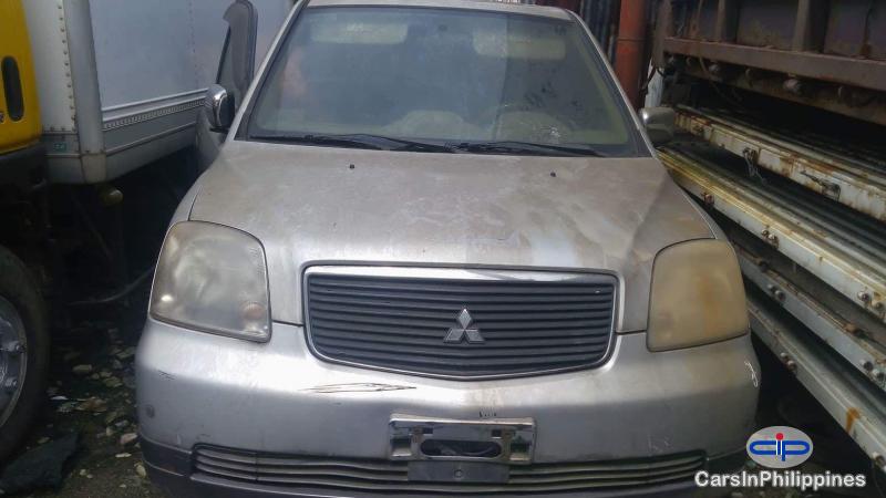 Mitsubishi Delica Dion Automatic 2000