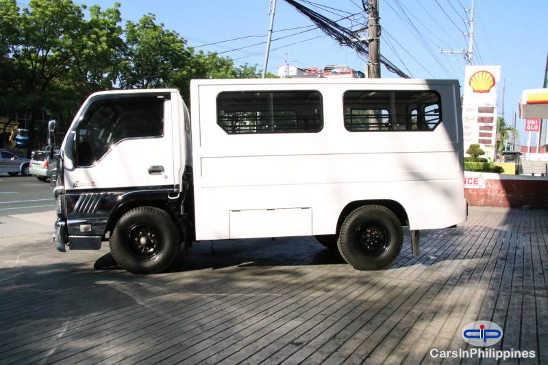 Isuzu Elf Manual 2021 - image 7