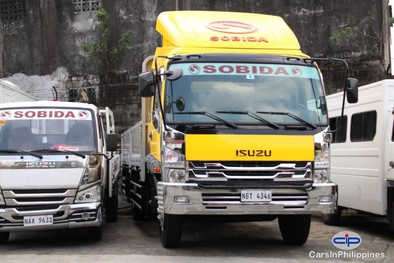 Isuzu F-Series FRR Cargo Truck Dropside 4x2 6wheel Manual 2019 in Metro Manila