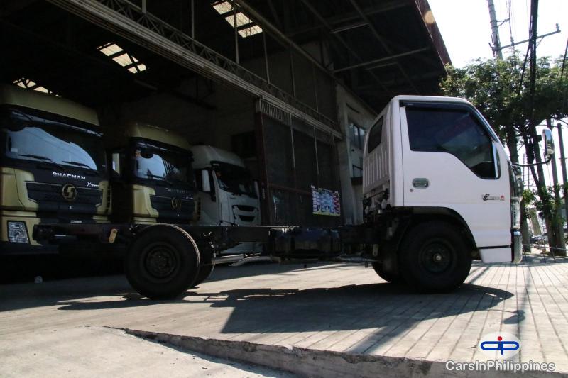 Isuzu Elf Manual 2021 - image 5