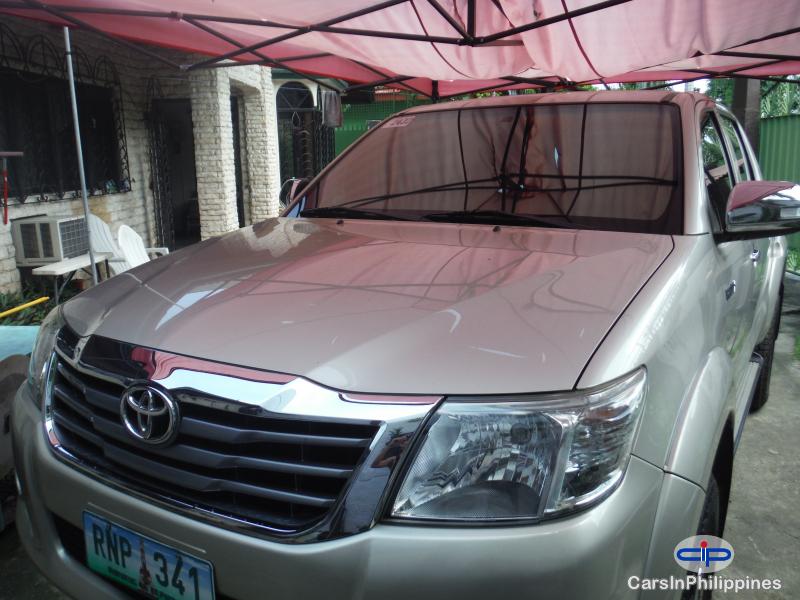 Toyota Hilux Manual 2012 in Negros Occidental