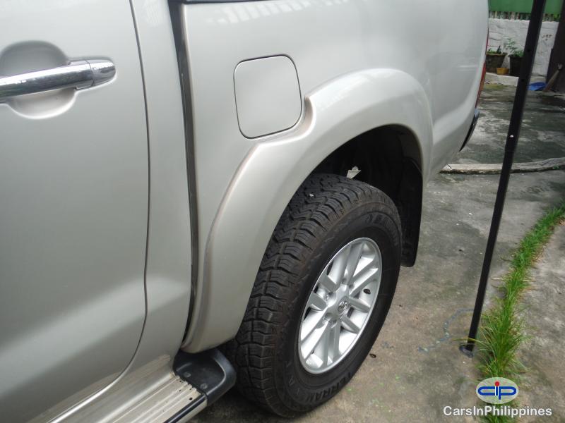 Toyota Hilux Manual 2012 in Philippines