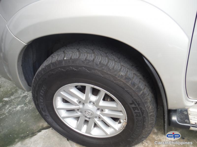 Toyota Hilux Manual 2012 in Negros Occidental - image