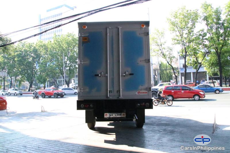 Isuzu Elf Manual 2021 in Philippines - image