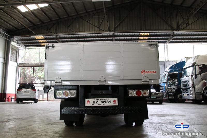 Isuzu Elf Manual 2021 - image 7