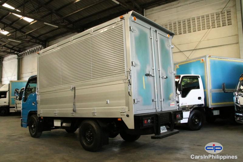 Isuzu Elf Manual 2021 - image 3