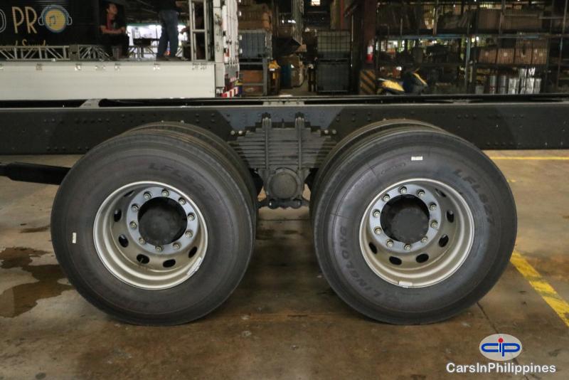 Shacman Heavy Duty Truck X3000 Cab & Chassis Cummins CELECT 385HP 11L 6cylinder ISM Manual 2019 - image 4