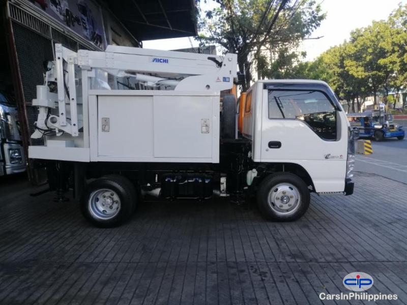 Isuzu Sobida Elf NHR Manlifter Surplus Canter 300 Series Tornado Manual 2023 - image 2