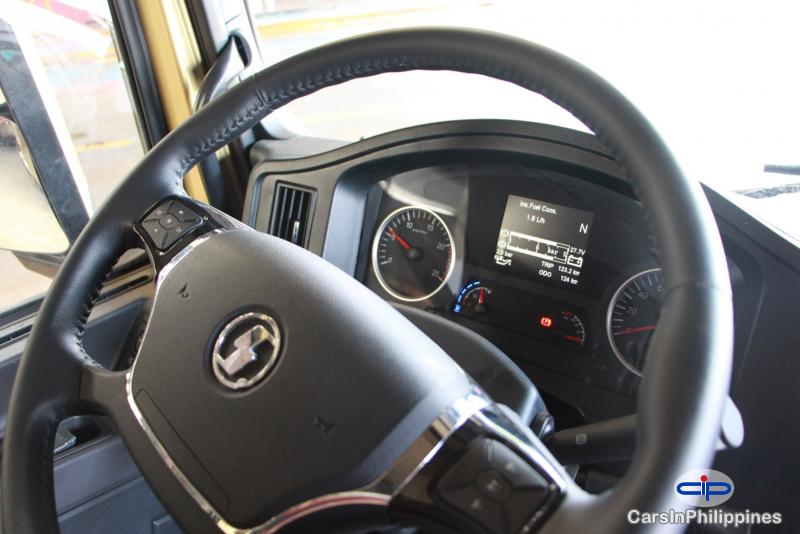 Shacman Heavy Duty Truck X3000 6x4 Tractor Head Cummins ISM CELECT 11L 6cylinder 440HP Manual 2019 - image 22