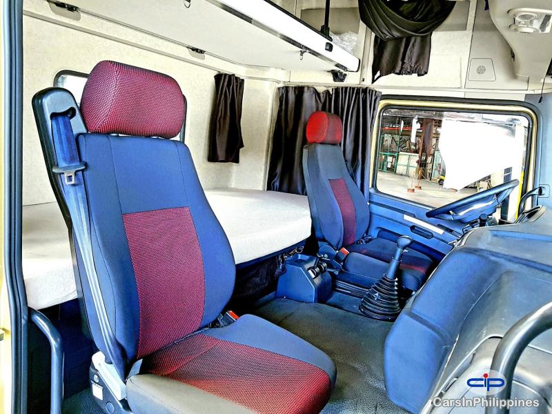 Shacman Heavy Duty Truck X3000 6x4 Tractor Head Cummins ISM CELECT 11L 6cylinder 440HP Manual 2019 - image 4