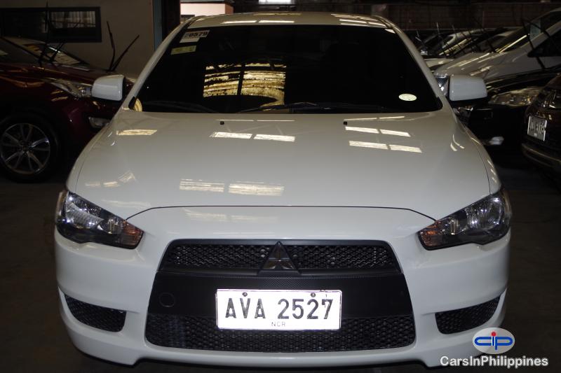 Pictures of Mitsubishi Lancer EX GLX Automatic 2015
