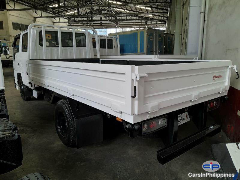 Isuzu N-Series Double Cab Dropside 4x2 Manual 2019 - image 2