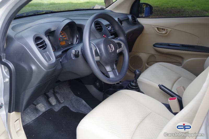 Honda Brio 1.3E Manual 2015 in Metro Manila