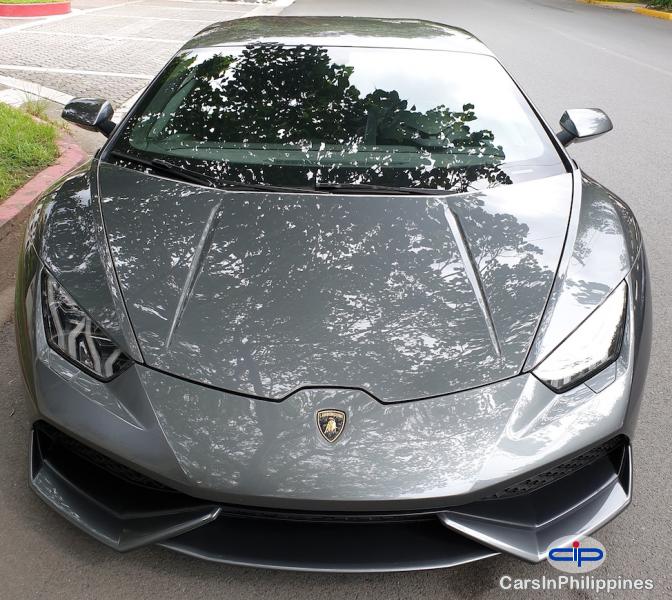 Pictures of Lamborghini Huracan Automatic 2015