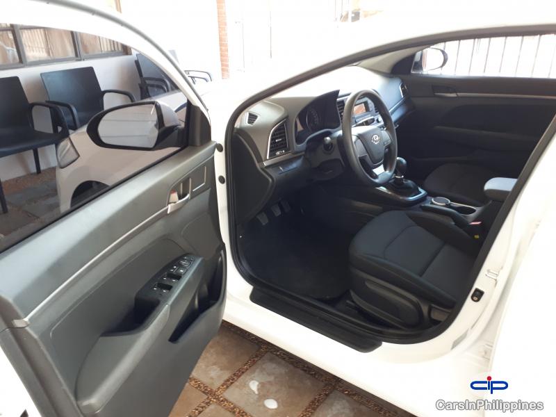 Hyundai Elantra GL Manual 2018 - image 2