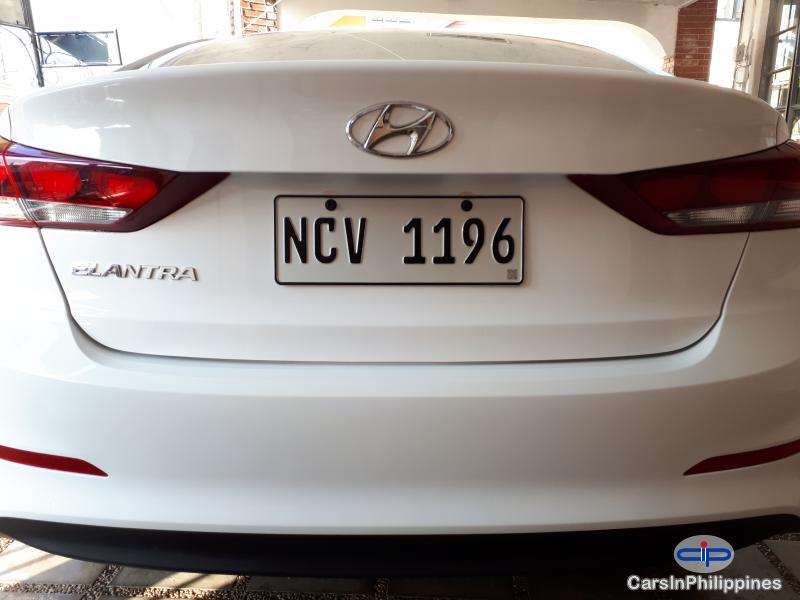 Hyundai Elantra GL Manual 2018 - image 7