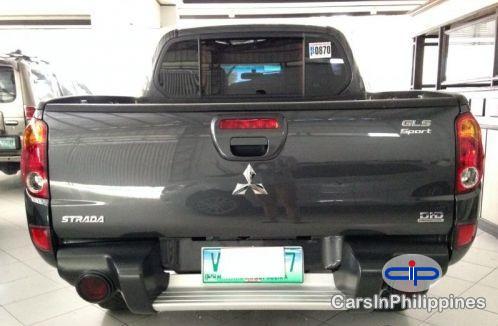 Mitsubishi Strada Automatic 2012