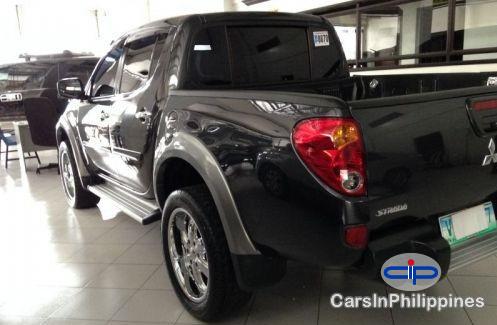 Mitsubishi Strada Automatic 2012 in Batangas