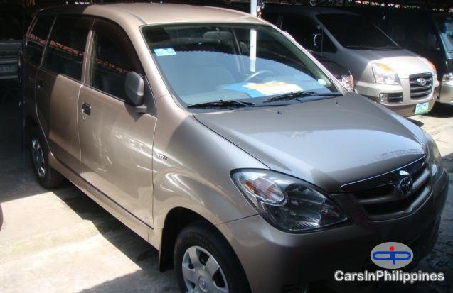 Picture of Toyota Avanza 2010