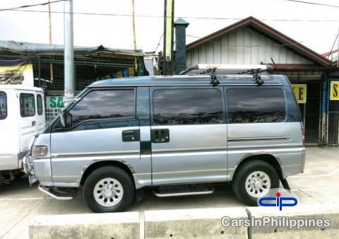 Mitsubishi Delica Automatic 1994 - image 4