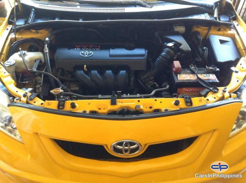 Toyota Corolla Automatic - image 4