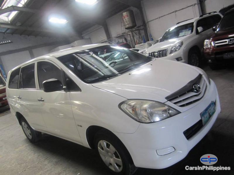 Picture of Toyota Innova Manual 2009