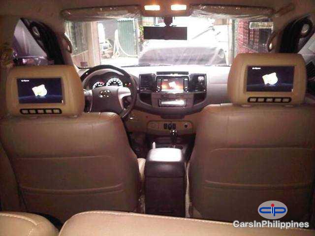 Toyota Fortuner Automatic 2012 - image 3