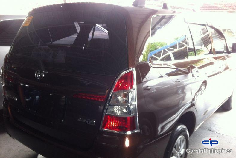 Toyota Innova Automatic 2010