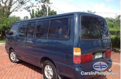 Toyota Hiace - image 3