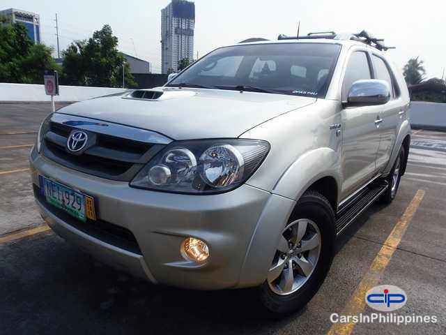 Picture of Toyota Fortuner Automatic 2008