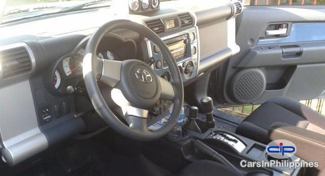 Toyota Land Cruiser Automatic 2014