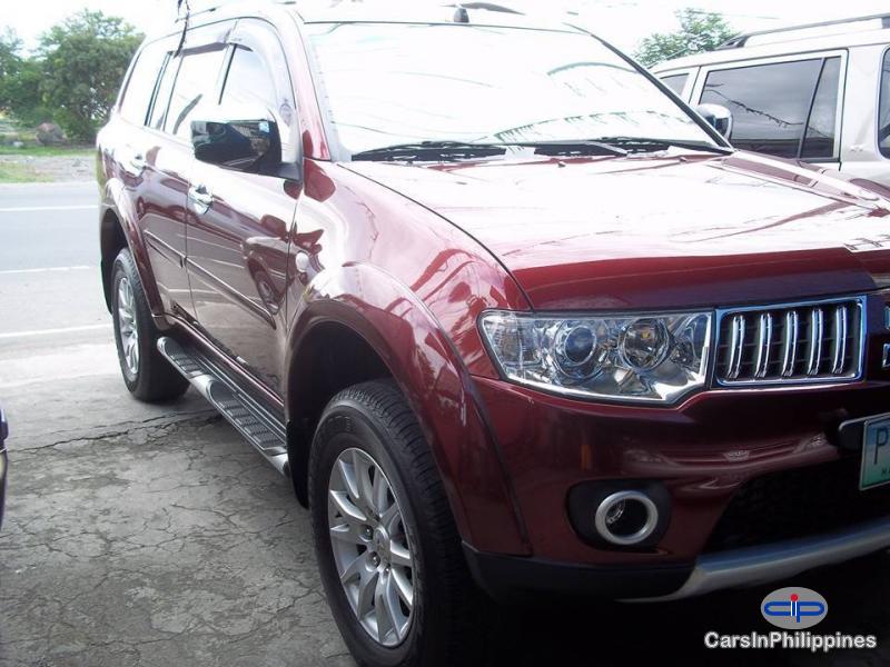 Picture of Mitsubishi Montero Sport Automatic 2010