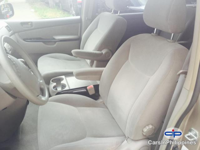 Picture of Toyota Sienna Automatic 2004 in Bohol