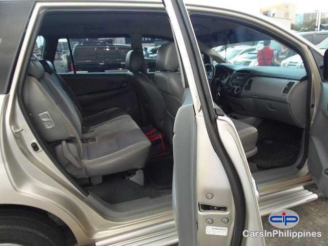Toyota Innova Automatic 2008 - image 2