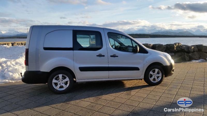 Citroen Berlingo Manual 2012 - image 4