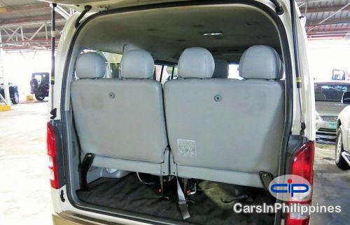 Toyota Hiace Automatic 2008 - image 9