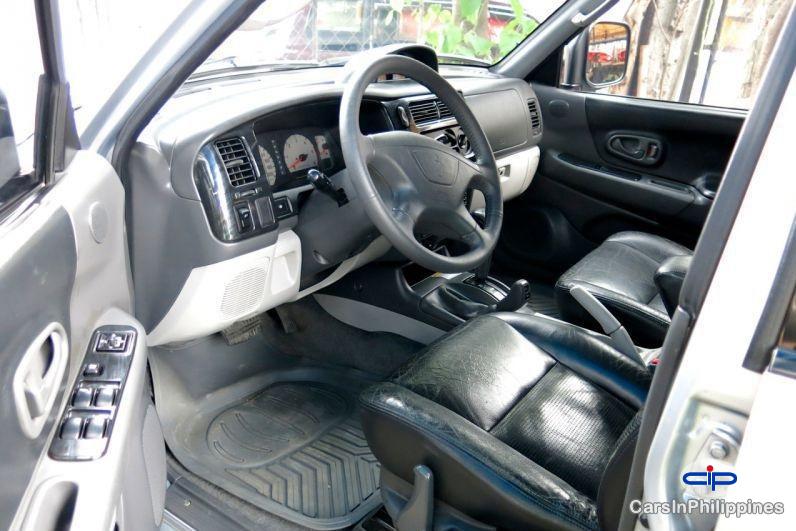 Mitsubishi Montero Sport Automatic 2000 - image 3