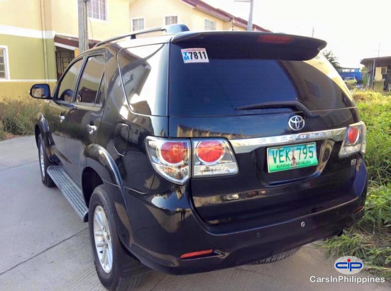 Toyota Fortuner Automatic 2012
