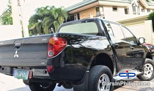 Mitsubishi Strada Manual 2008