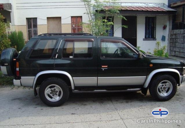 Nissan Terrano Manual 1997 - image 2