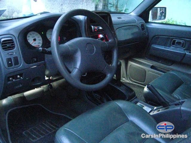 Nissan Frontier Automatic 2000