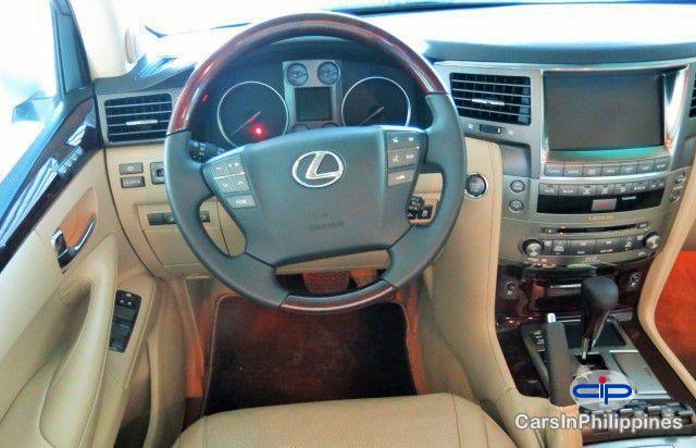 Lexus LX Automatic 2010