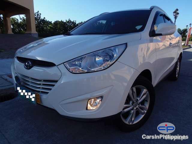 Pictures of Hyundai Tucson Manual 2011