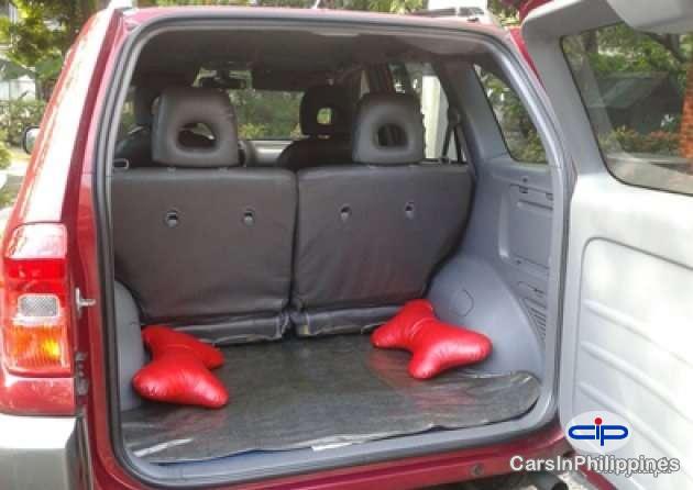 Toyota RAV4 Manual 2003 in Batanes