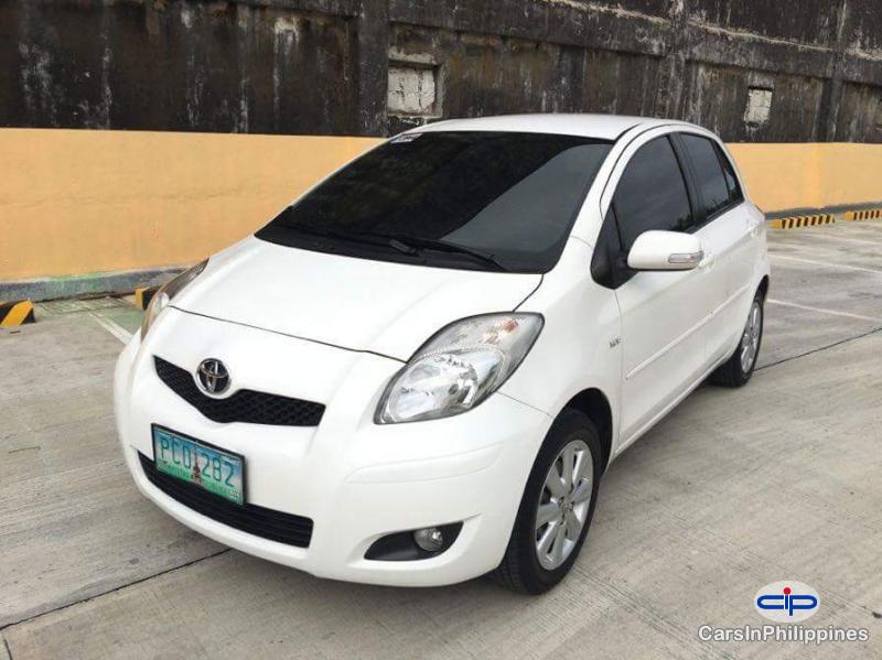 Picture of Toyota Yaris Automatic 2011