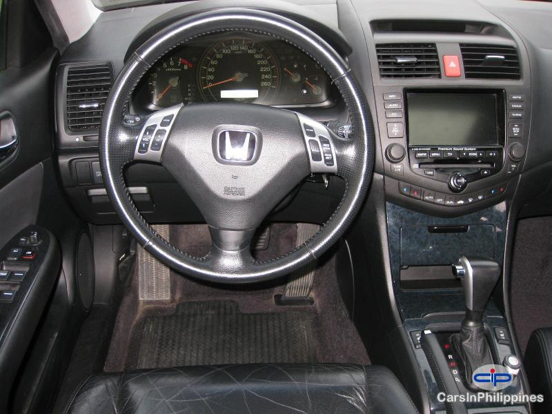 Honda Accord Automatic 2005 - image 3