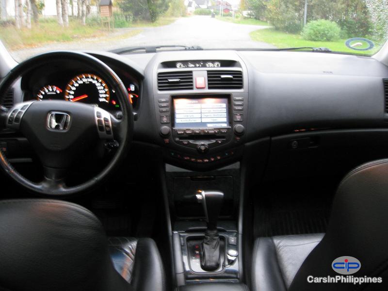 Honda Accord Automatic 2005 - image 5