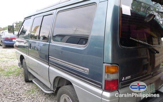Mitsubishi Delica Automatic 2002 - image 7