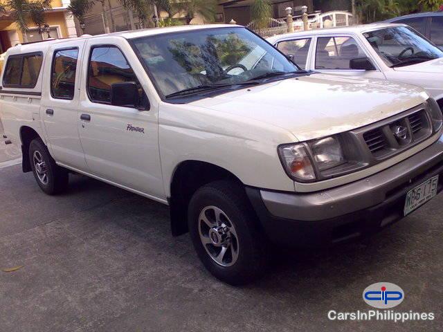 Pictures of Nissan Frontier Manual 2000