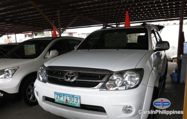 Picture of Toyota Fortuner Automatic 2008
